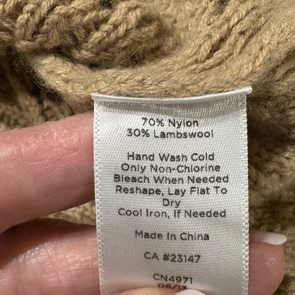 Talbots Camel Knit Sweater with Button Detail Size Small - Picture 4 of 5